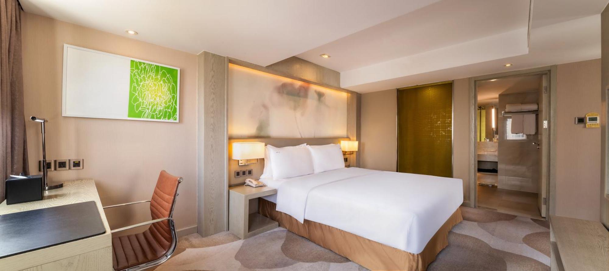 Holiday Inn Kunming City Centre By Ihg Exterior photo
