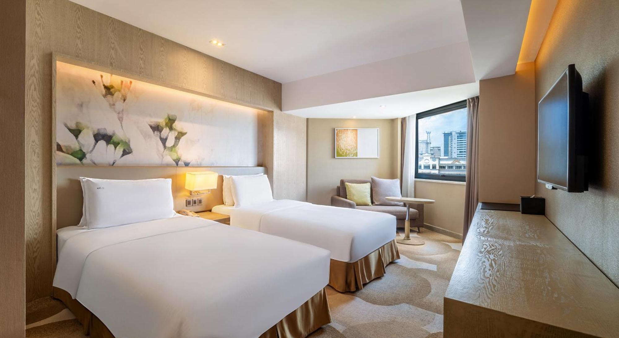 Holiday Inn Kunming City Centre By Ihg Exterior photo