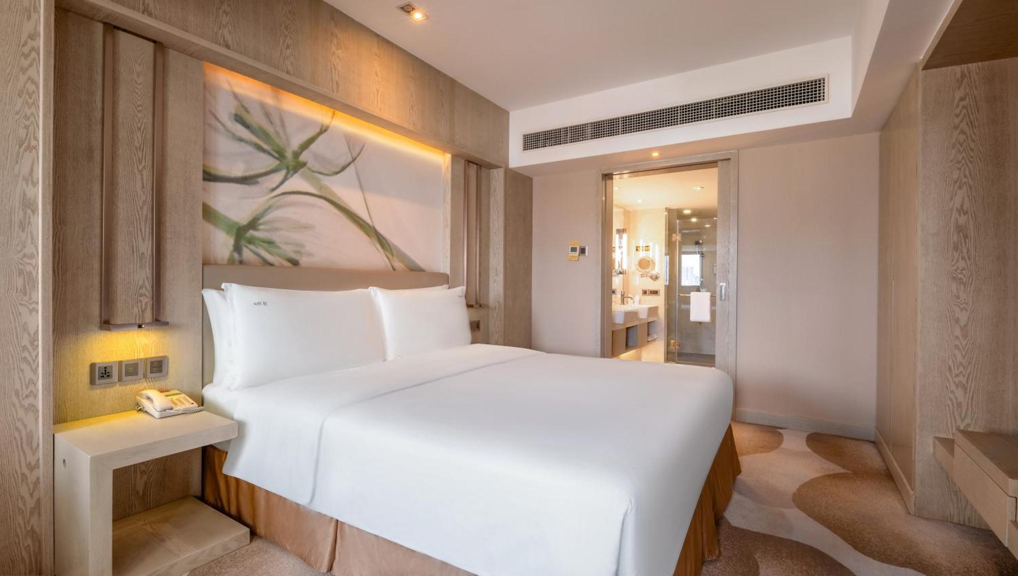 Holiday Inn Kunming City Centre By Ihg Exterior photo