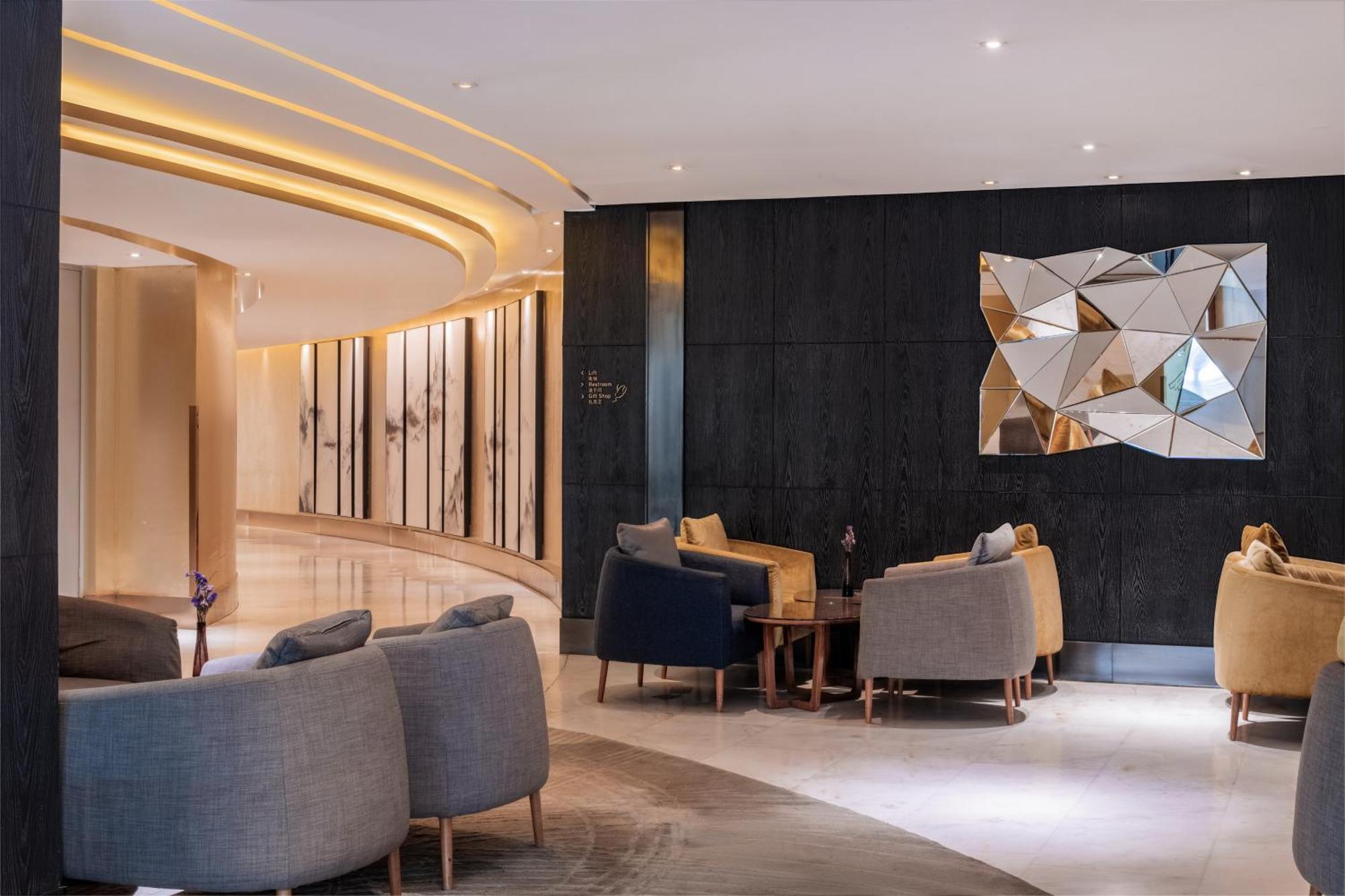 Holiday Inn Kunming City Centre By Ihg Exterior photo